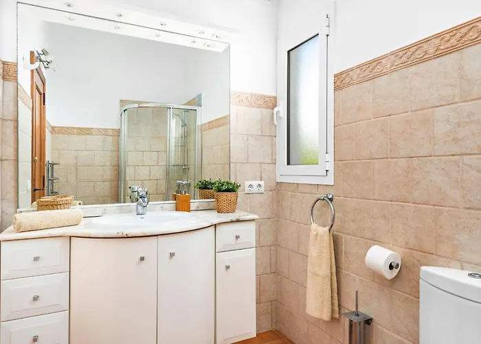 Maria Bosch By קאלאן בוש